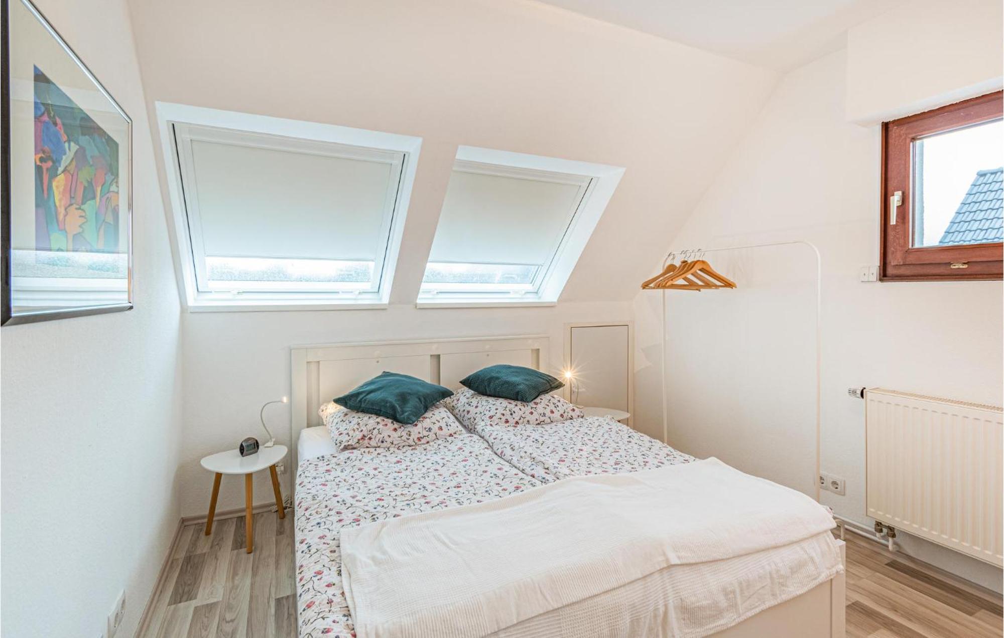 2 Bedroom Gorgeous Home In Hennstedt Hennstedt  Extérieur photo